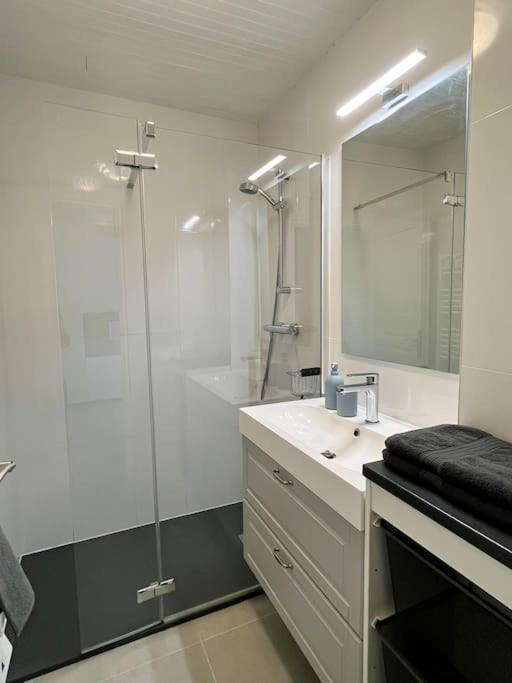 Appartement En Plein Centre Ville Мили-ла-Форе Екстериор снимка
